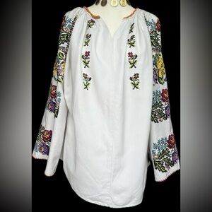 Embroidered Floral Ethnic Romanian Bucovina Blouse
